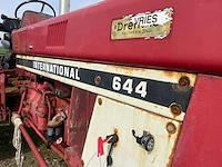 International - 644 - oldtimer tractor - afbeelding 9 van  14