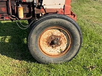 International 1046 a oldtimer tractor - afbeelding 6 van  27