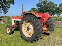 International 1046 a oldtimer tractor - afbeelding 11 van  27