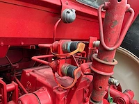 International 1255 vierwielaangedreven landbouwtractor - afbeelding 22 van  46