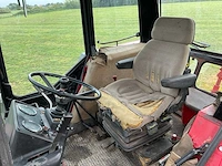 International 1255 vierwielaangedreven landbouwtractor - afbeelding 30 van  46