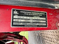 International 1255 vierwielaangedreven landbouwtractor - afbeelding 41 van  46