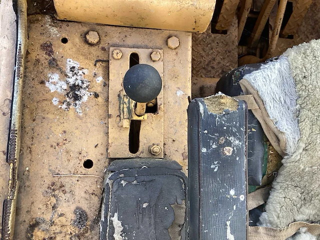 International 150 loader bulldozer - afbeelding 2 van  29