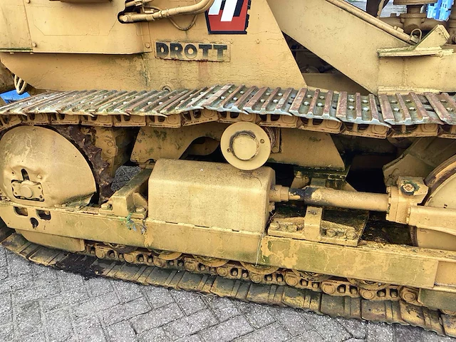 International 150 loader bulldozer - afbeelding 10 van  29