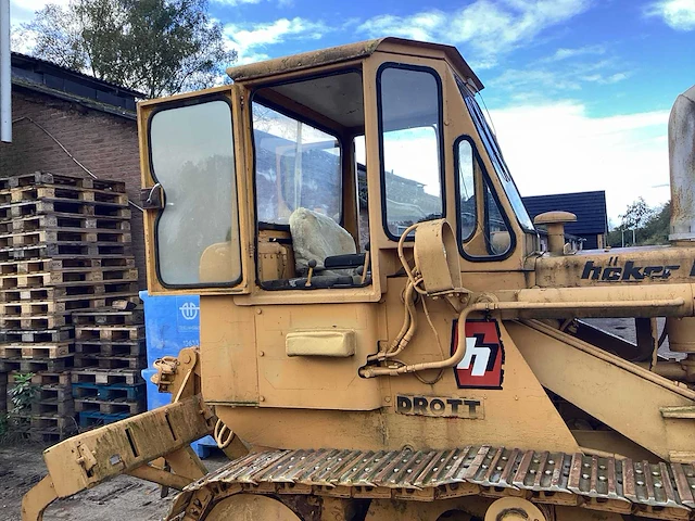 International 150 loader bulldozer - afbeelding 13 van  29