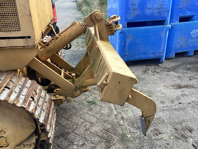 International 150 loader bulldozer - afbeelding 19 van  29