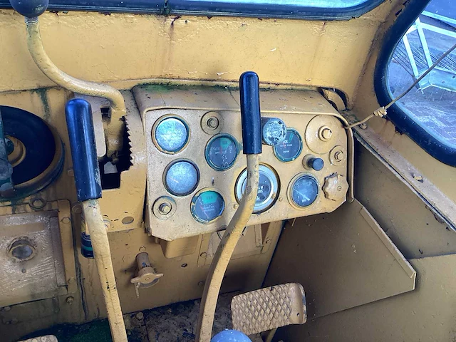 International 150 loader bulldozer - afbeelding 27 van  29
