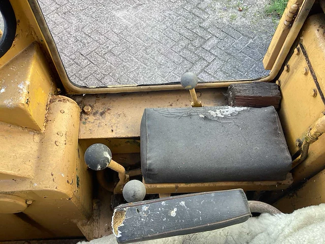 International 150 loader bulldozer - afbeelding 29 van  29