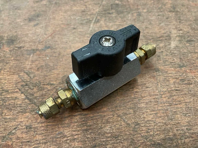 International 221406 stop-check valve (6x) - afbeelding 3 van  5