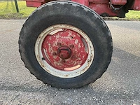 International 353 oldtimer tractor - afbeelding 7 van  16