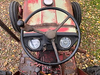 International 383 tweewielaangedreven landbouwtractor - afbeelding 6 van  27