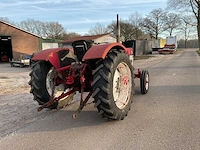 International 453 oldtimer tractor - afbeelding 12 van  15