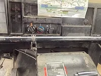 International 4600 veegmachine - afbeelding 14 van  15