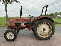 International 633 tweewielaangedreven landbouwtractor - afbeelding 3 van  19