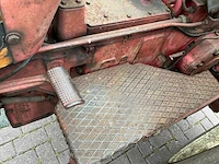 International 633 tweewielaangedreven landbouwtractor - afbeelding 6 van  19