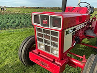 International 644 oldtimer tractor - afbeelding 2 van  54