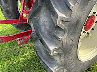International 644 oldtimer tractor - afbeelding 17 van  54