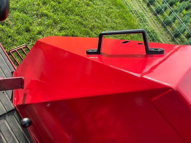 International 644 oldtimer tractor - afbeelding 29 van  54