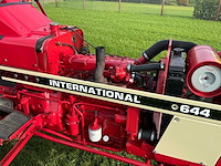 International 644 oldtimer tractor - afbeelding 36 van  54