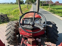 International 744 vierwielaangedreven landbouwtractor - afbeelding 11 van  34
