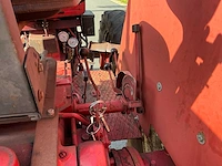 International 744 vierwielaangedreven landbouwtractor - afbeelding 13 van  34