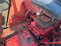 International 744 vierwielaangedreven landbouwtractor - afbeelding 21 van  34