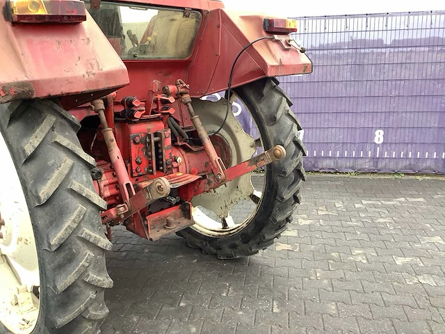 International 745 trekker/tractor - afbeelding 13 van  16