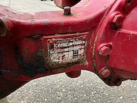 International 844as vierwielaangedreven landbouwtractor - afbeelding 9 van  29