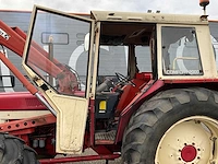 International 844as vierwielaangedreven landbouwtractor - afbeelding 16 van  29