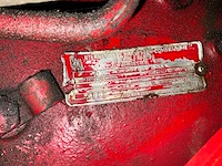 International 844as vierwielaangedreven landbouwtractor - afbeelding 22 van  29