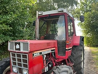 International 845xl vierwielaangedreven landbouwtractor - afbeelding 2 van  27