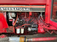 International 845xl vierwielaangedreven landbouwtractor - afbeelding 3 van  27