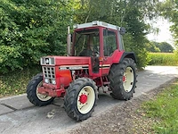 International 845xl vierwielaangedreven landbouwtractor - afbeelding 1 van  27