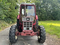 International 845xl vierwielaangedreven landbouwtractor - afbeelding 12 van  27
