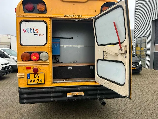 International bus - afbeelding 26 van  27