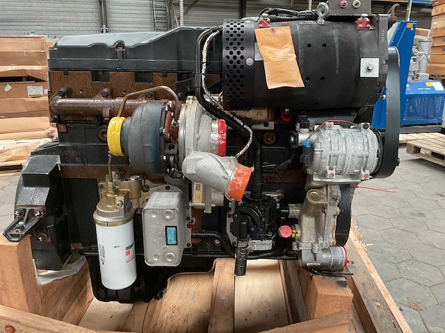 International dieselmotor - afbeelding 6 van  7