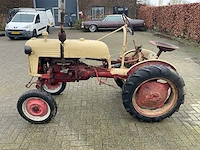International harvester us oldtimer tractor - afbeelding 12 van  14
