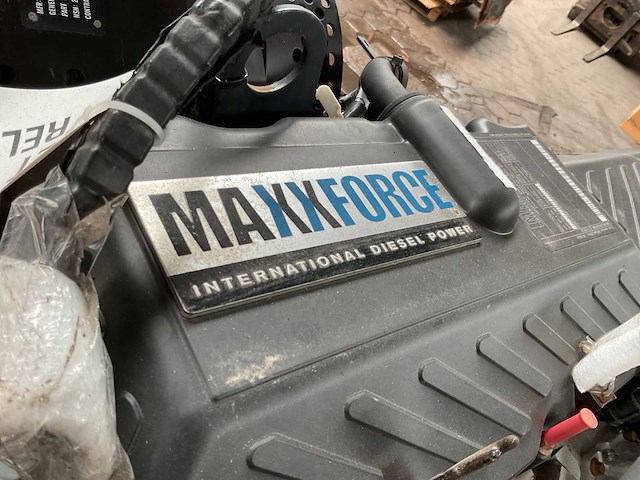 International maxxforce dieselmotor - afbeelding 7 van  8