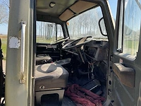 Internationale 4700 veegzuigwagen legervoertuig “v8” - afbeelding 10 van  25