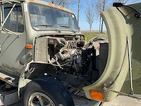 Internationale 4700 veegzuigwagen legervoertuig “v8” - afbeelding 11 van  25