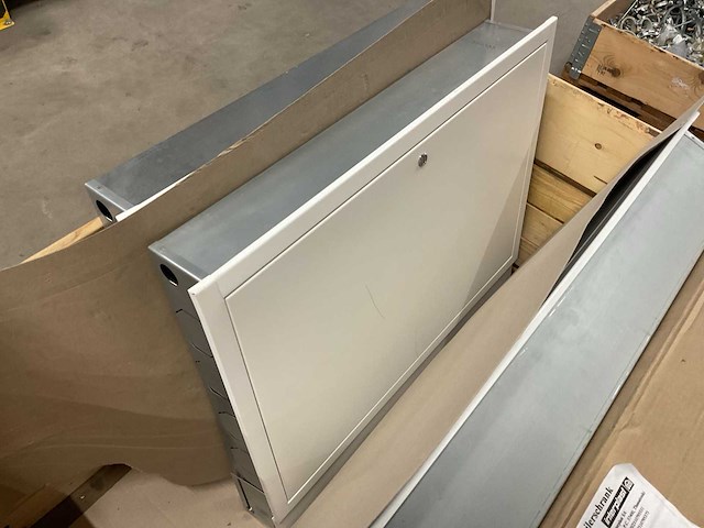 Interplast partij cv-verdeler behuizingen, 4 stuks - afbeelding 3 van  5