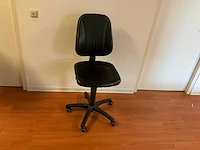 Interstuhl werkstoel zithoogte 44-65cm - afbeelding 1 van  3