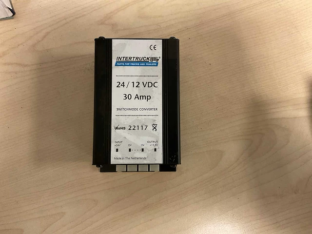 Intertruck 24/12 v omvormer 30 amp - afbeelding 1 van  2