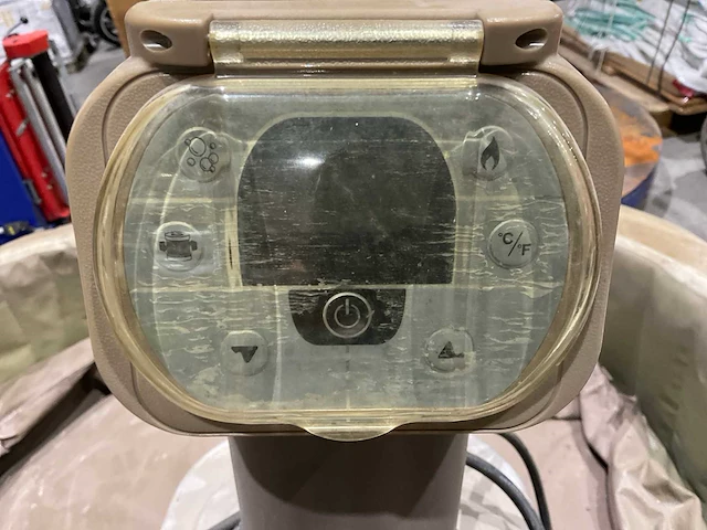 Intex opblaasbare jacuzzi - afbeelding 6 van  6