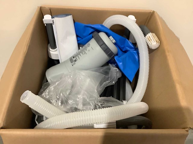 Intex prism frame opzetzwembad - afbeelding 3 van  4