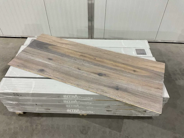 Intra country eiken 44,3m2 houten vloer - afbeelding 2 van  4