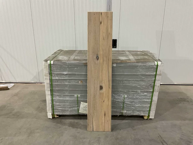 Intra country eiken 48,5m2 houten vloer - afbeelding 2 van  5