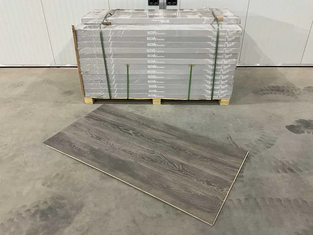 Intra country europees eiken rustiek 101,92m2 houten vloer - afbeelding 1 van  5
