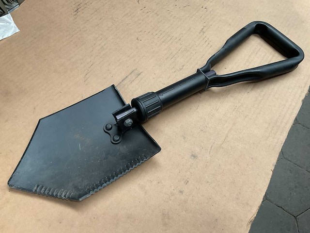 Intrenching tool (2x) - afbeelding 1 van  4