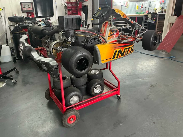 Intrepid gx390 honda kart - afbeelding 20 van  26